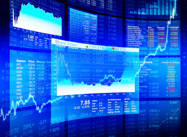 Identifying Key Candlestick Patterns: Pin Bars vs. Engulfing Candles